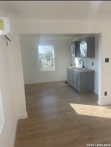 Image 10 of 27 For 3114 Saturn  