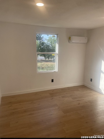 Image 16 of 27 For 3114 Saturn  