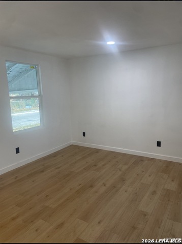 Image 25 of 27 For 3114 Saturn  