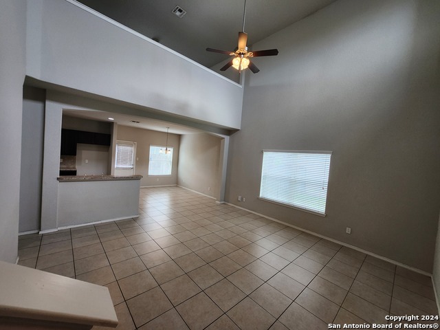 Image 3 of 50 For 6022 Julians