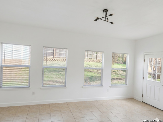 Image 6 of 14 For 10402 Country Breeze