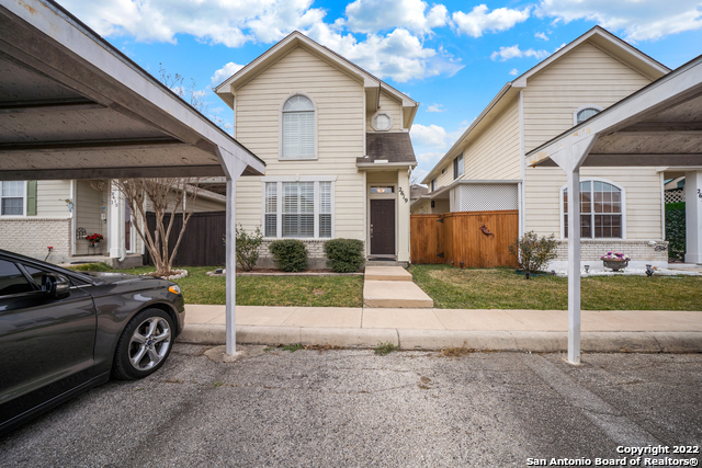 Image 2 of 19 For 2619 Crown Arbor Dr