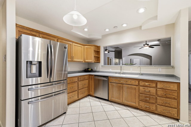 Image 16 of 39 For 11421 Ware Seguin