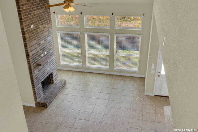 Image 19 of 43 For 2895 Vista  