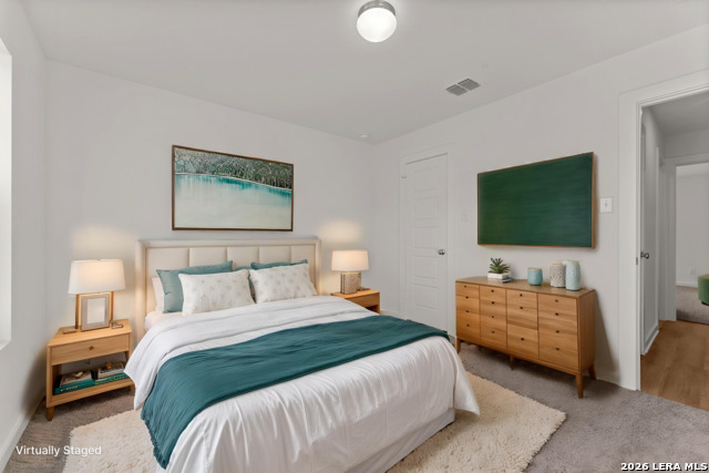 Listing photo id 6 for 305 Jordans Estate