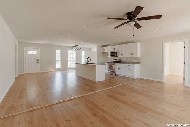 Image 6 of 17 For 115 Huxley Dr