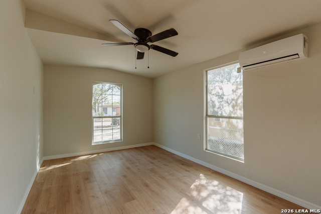 Image 9 of 17 For 115 Huxley Dr