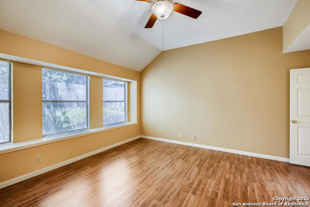 Image 14 of 25 For 8826 Lost Woods