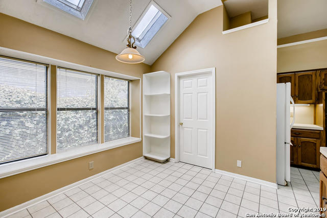 Image 9 of 25 For 8826 Lost Woods