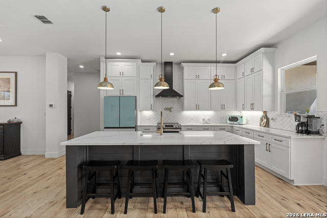 Image 18 of 49 For 1090 Pegasus