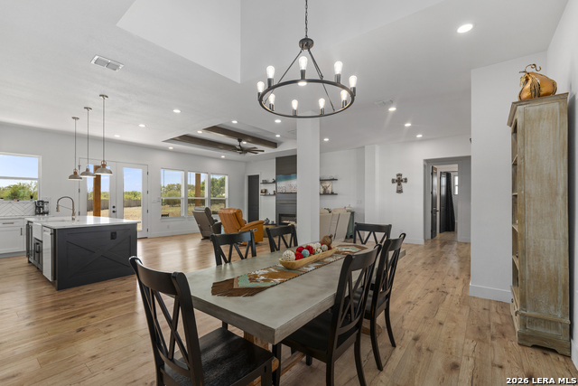 Image 3 of 49 For 1090 Pegasus