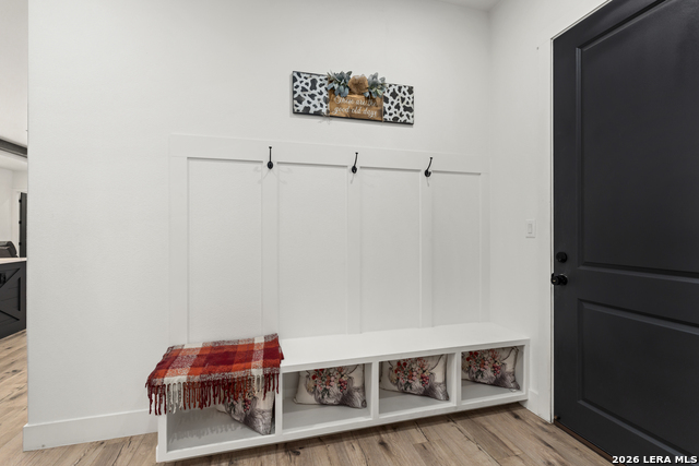 Image 35 of 49 For 1090 Pegasus