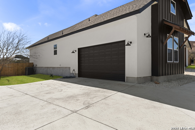 Image 36 of 49 For 1090 Pegasus