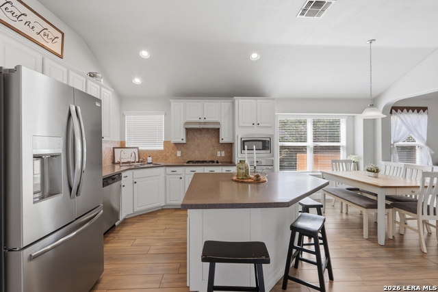 Image 12 of 35 For 1003 Lariat  