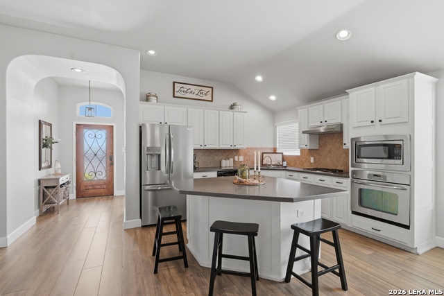 Image 4 of 35 For 1003 Lariat  