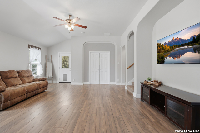 Image 9 of 35 For 1003 Lariat  