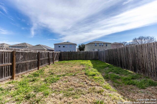 Image 24 of 30 For 5738 Golf Heights  2