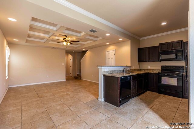 Image 9 of 30 For 5738 Golf Heights  2