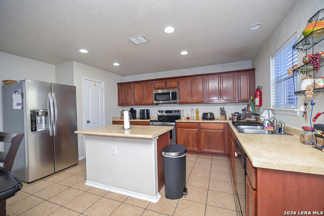 Image 16 of 42 For 7207 Avery  