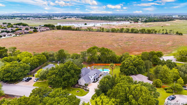 Image 30 of 46 For 2206 South Abbey Loop