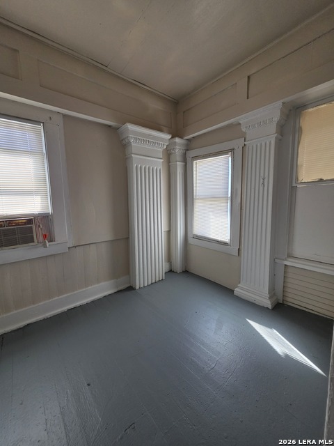 Image 11 of 23 For 124 Ashby E 6