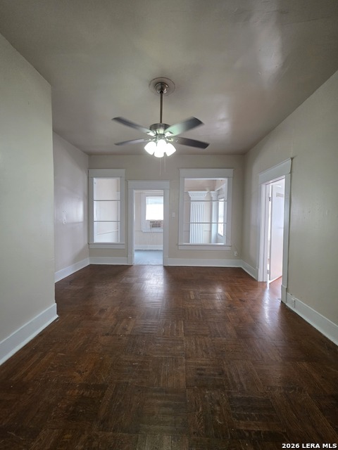 Image 14 of 23 For 124 Ashby E 6