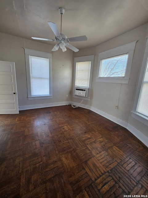 Image 3 of 23 For 124 Ashby E 6