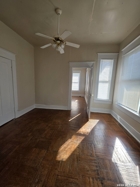 Image 4 of 23 For 124 Ashby E 6