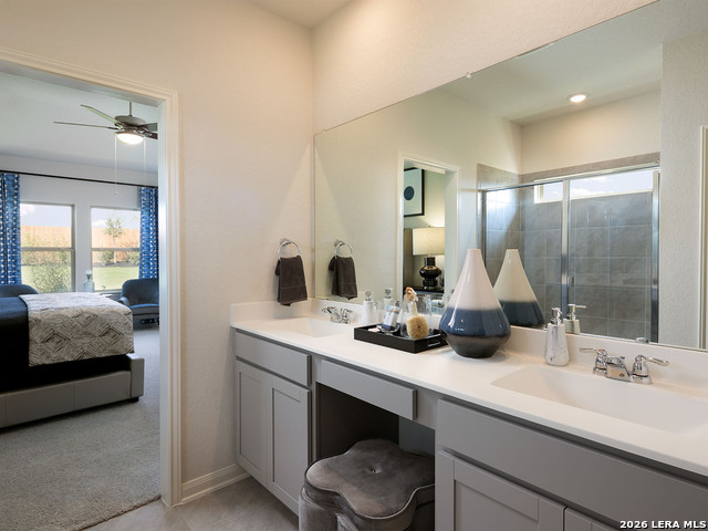 Listing photo id 1 for 10263 King Robert