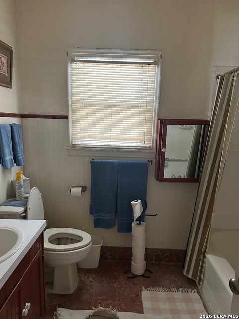 Image 10 of 17 For 844 Laurel  