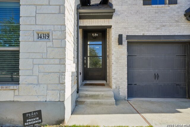 Image 2 of 35 For 14319 Apache Wls