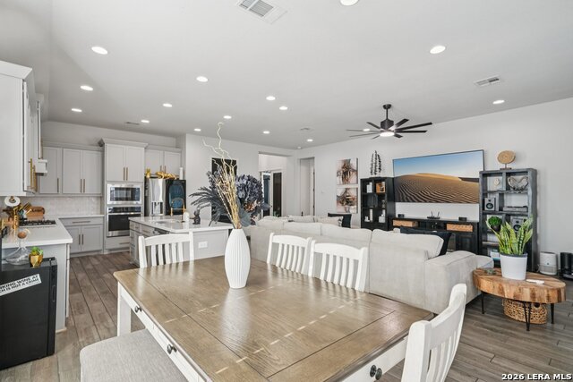 Image 9 of 35 For 14319 Apache Wls