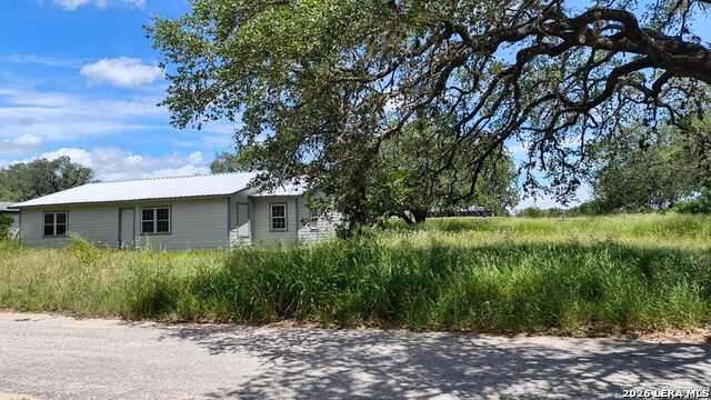 Image 4 of 4 For 82 Lance  