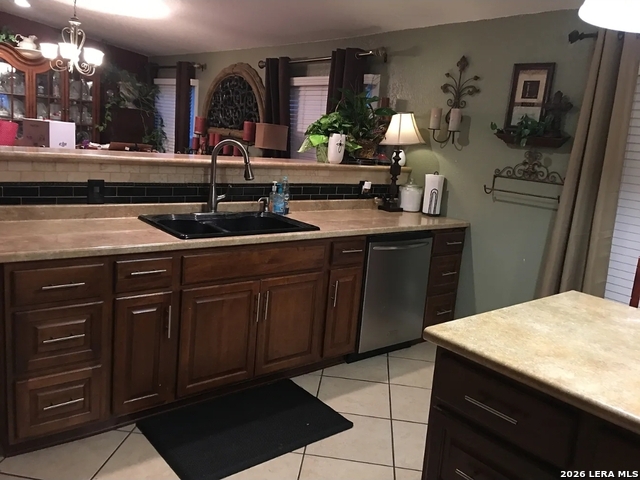 Image 16 of 40 For 307 Homeridge