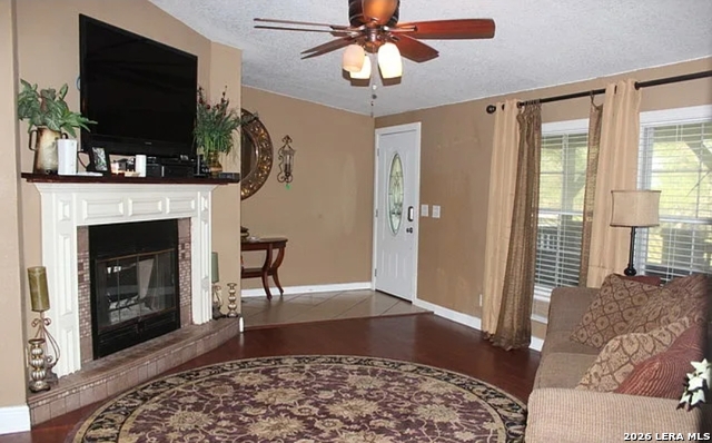 Image 3 of 40 For 307 Homeridge