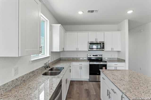 Image 12 of 33 For 8224 Smithers Avenue