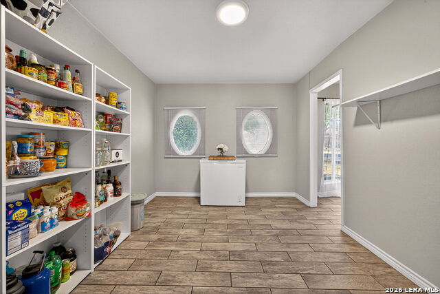 Image 12 of 27 For 4914 Crestwood Dr.