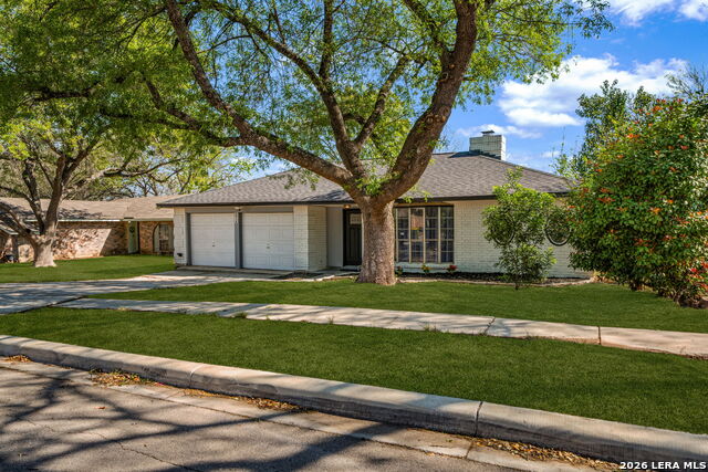 Image 2 of 27 For 4914 Crestwood Dr.