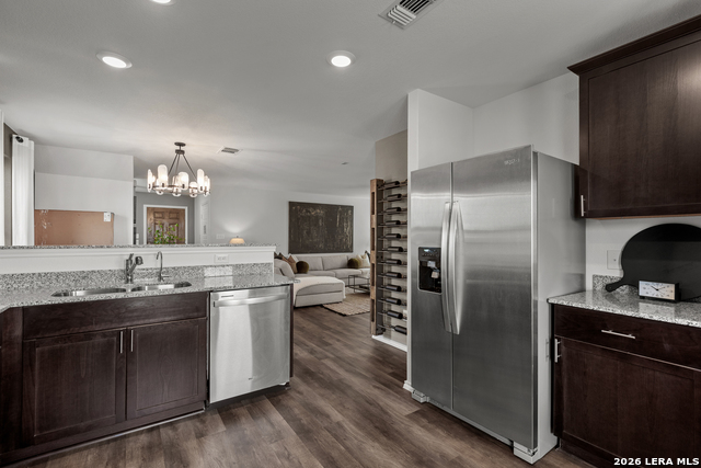 Image 17 of 35 For 12325 Vaquera Bend