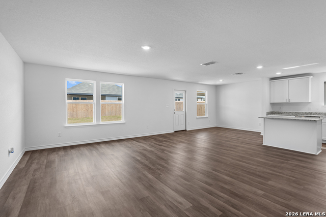 Image 5 of 31 For 12329 Vaquera Bend