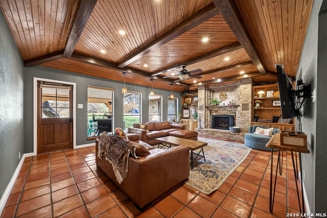 Image 16 of 44 For 9325 Bluebell