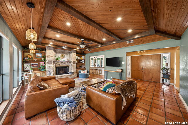 Image 17 of 44 For 9325 Bluebell