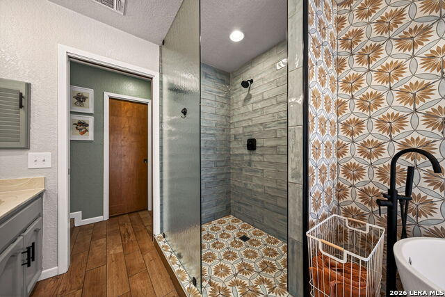 Image 23 of 44 For 9325 Bluebell