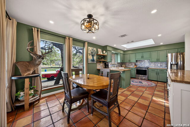 Image 9 of 44 For 9325 Bluebell