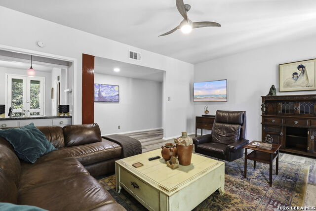 Image 6 of 22 For 3678 Hidden  103