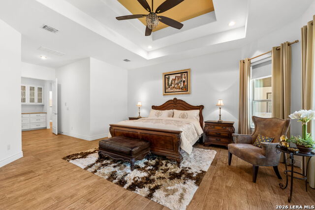 Image 11 of 49 For 956 Jenny Leigh