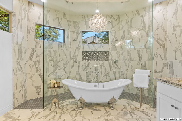 Image 13 of 49 For 956 Jenny Leigh