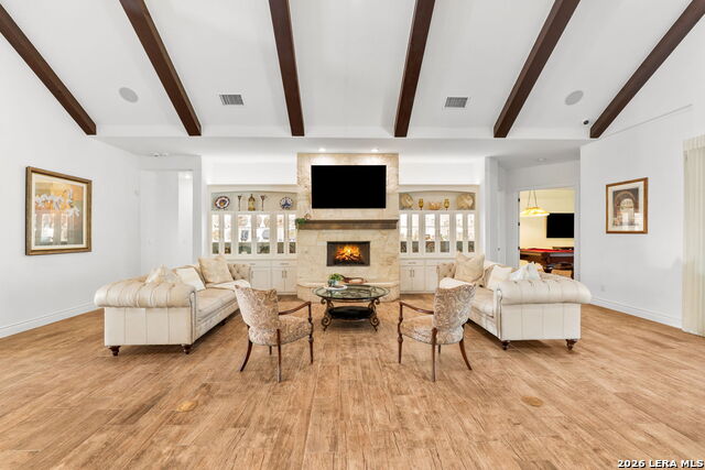 Image 19 of 49 For 956 Jenny Leigh