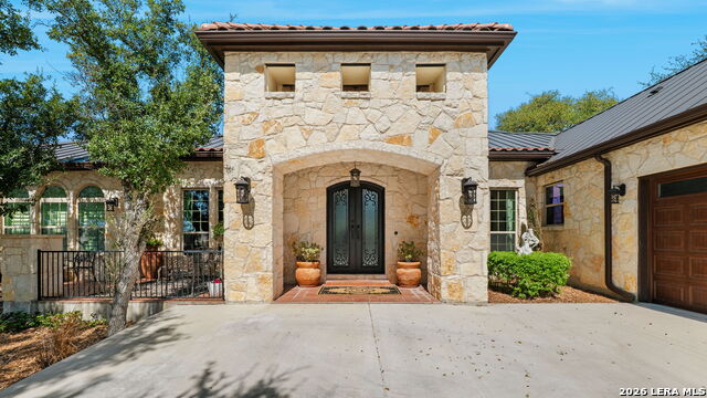 Image 2 of 49 For 956 Jenny Leigh