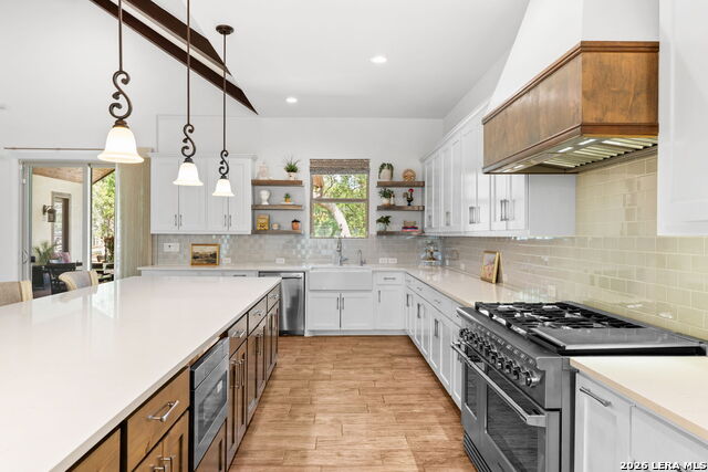 Image 22 of 49 For 956 Jenny Leigh